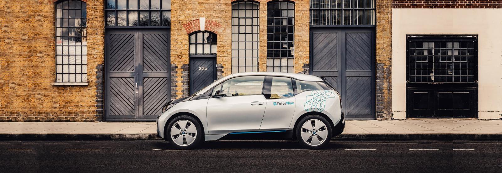 Aplicao para conduzir um BMW ou MINI com tudo incluido drive now